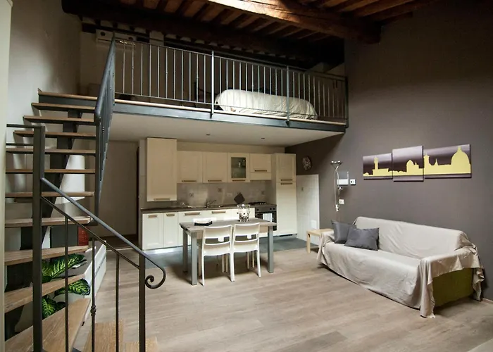 Sweet Home In Santa Croce